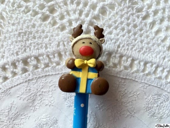Little Reindeer Christmas Pencil Topper on Crochet Background - A Festive Adventure at www.elistonbutton.com - Eliston Button - That Crafty Kid