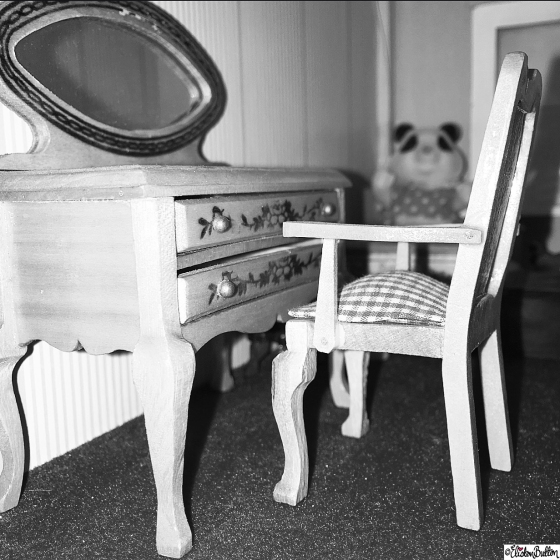 Day 16 - Chair - Black and White Dolls House Dressing Table and Chair - Photo-a-Day - January 2016 at www.elistonbutton.com - Eliston Button - That Crafty Kid – Art, Design, Craft and Adventure.